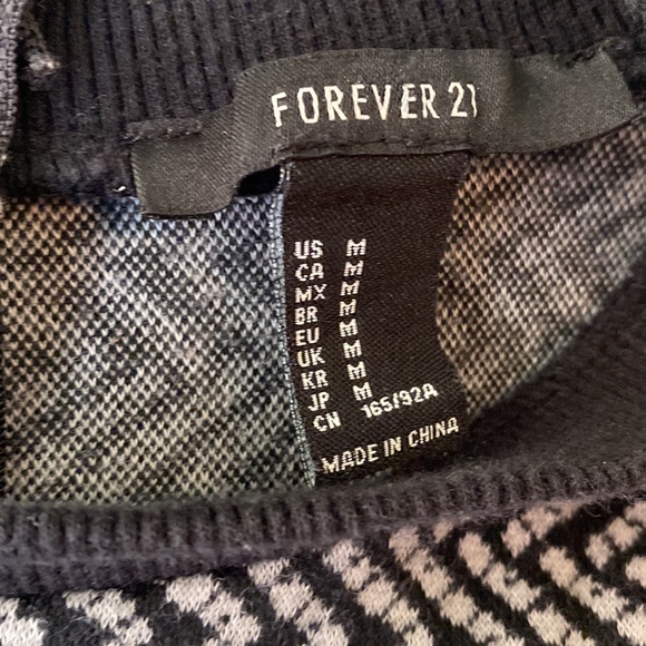 Forever 21 black and white dress - Picture 3 of 6